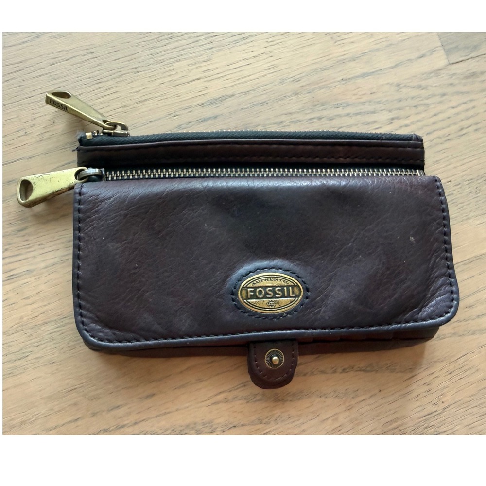 Fossil Brown Cowhide Leather Bifold Wallet Vintage Style Brass Logo Long Clutch
